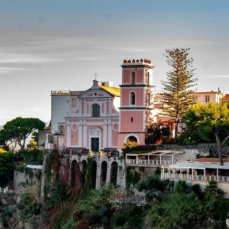 Il Tulipano - Appartamento Al Centro Di Vico Equense Exteriér fotografie